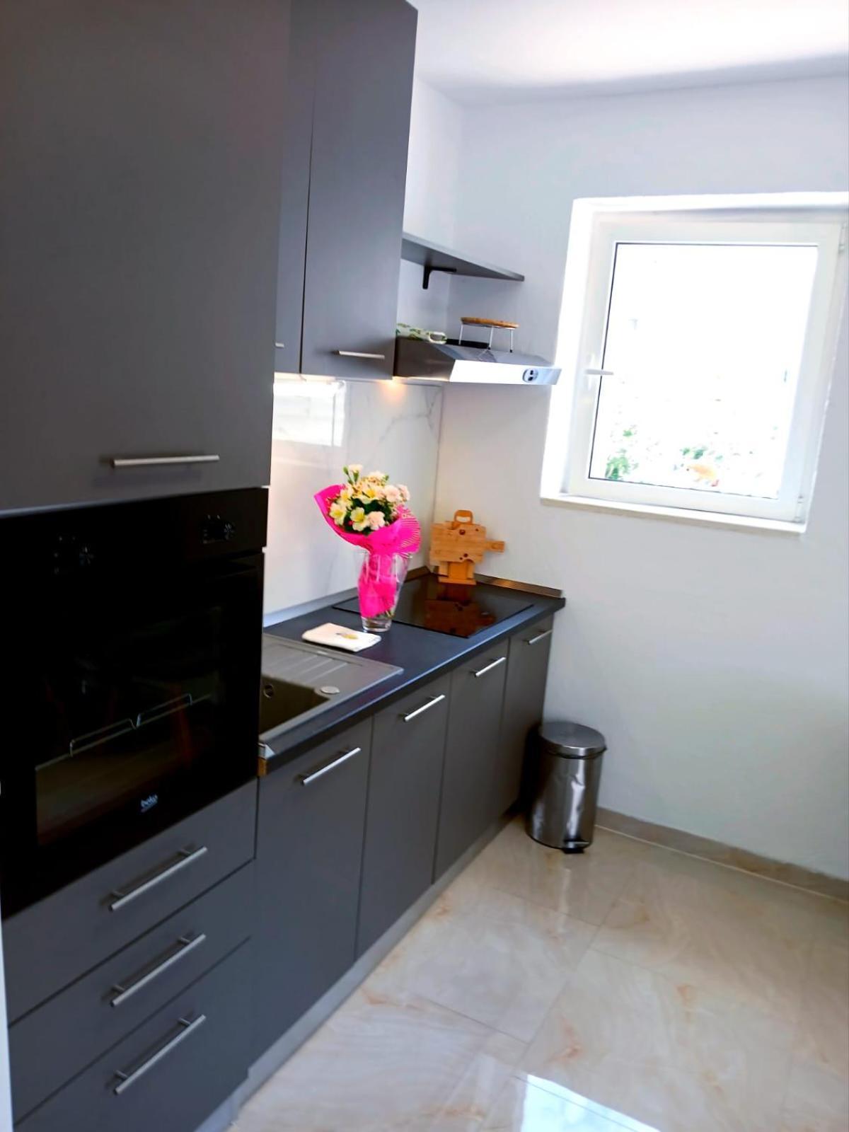Apartmani kike Makarska Bagian luar foto